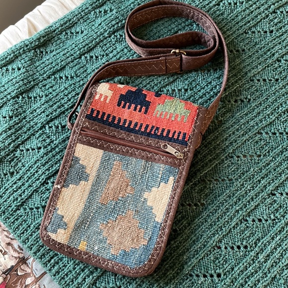 Anthropologie Saddle Blanket Crossbody Bag-Like New! - Picture 3 of 9
